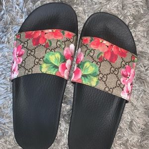 Gucci Slides (WORN ONCE, STILL HAVE DUST BAG)